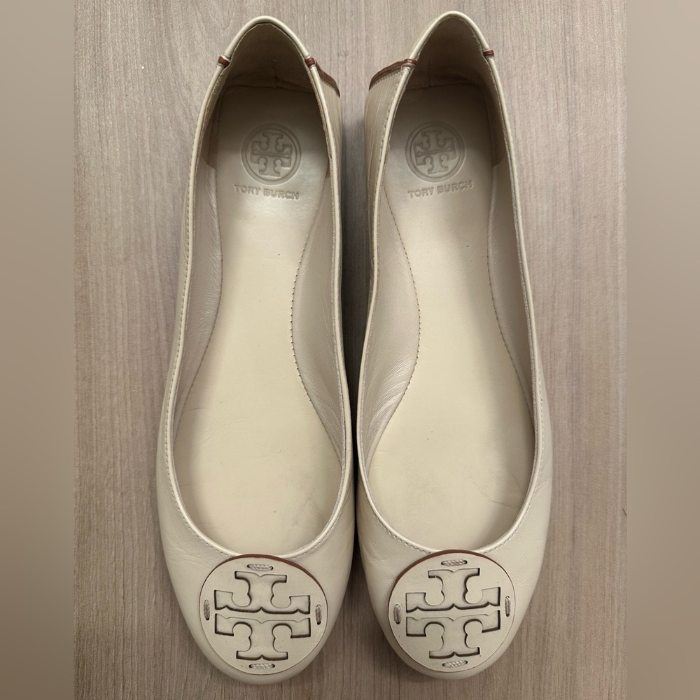 Tory Burch Beige Leather Flats
